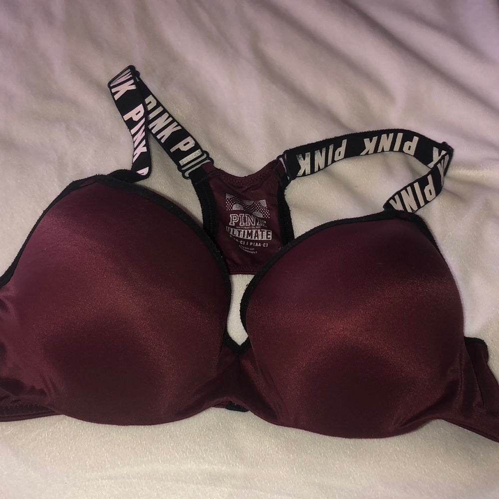 PINK ultimate sports bra